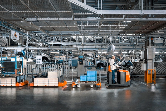 Trattori con operatore a bordo in piedi