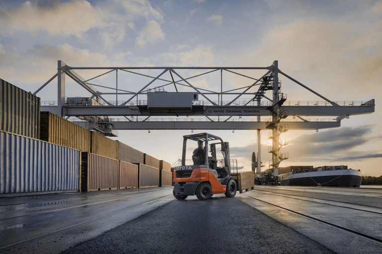 Toyota Tonero Diesel 2.0t | Carrello controbilanciato endotermico – Muletto Diesel - Immagine 4